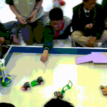 创客主题机器人：麦昆流浪记——争夺能量块
