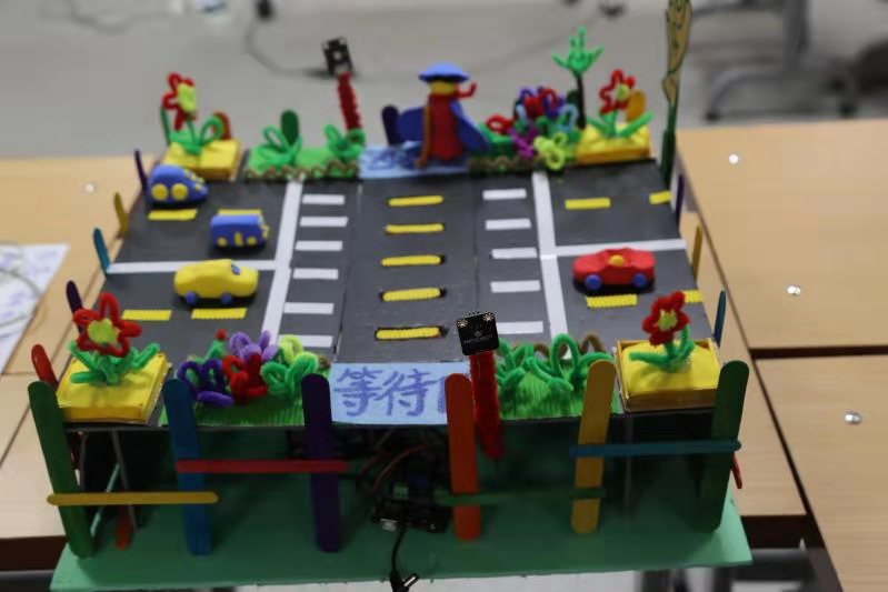 呼市中小学人工智能科创实践课程研发基础能力培训—优秀作品—盲道