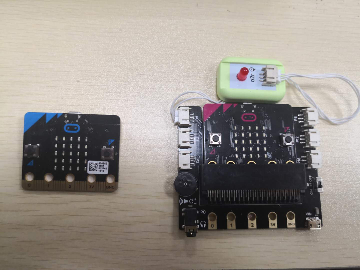 mind+实现micro:bit无线传输功能试用-Makelog（造物记）